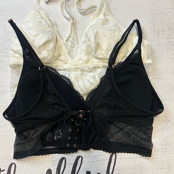 Aerie Hibiscus Lace Longline Bralette Lot of 2 Black & White Size Small - Picture 2 of 7